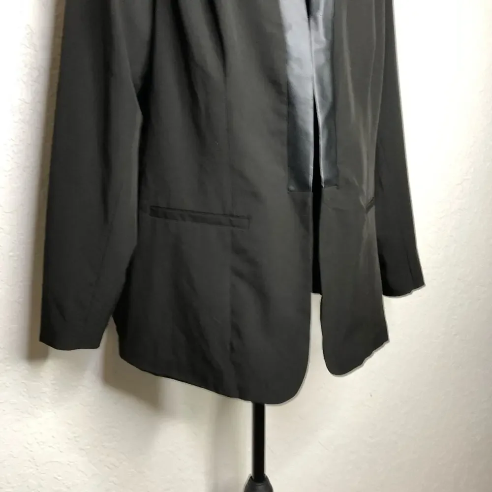 Torrid black faux leather trim open front blazer jacket size 1 or 1X NWT